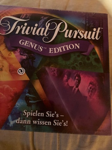Hasbro gaming trivial pursuit - hasbro,