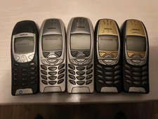 Im Konvolut 5 Geräte Marke Nokia 6210,6310,6310i.