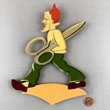 1960er Erzgebirge-Schneiderlein mit großer Schere 21cm Ostalgie Märchen-Holzbild