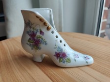 Porzellan Stiefelchen mit