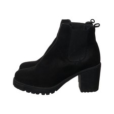 Kayla Shoe, Chelsea Boots