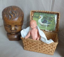 Konvolut alte kleine Spantruhe Trousseau Schildkröt Inge alte Oblate u. Decke