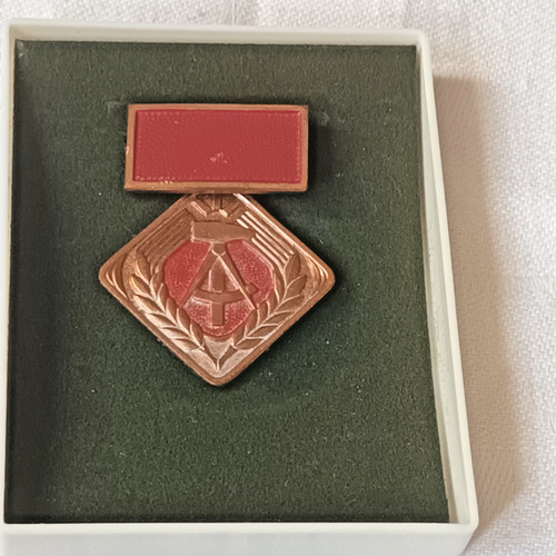 Ddr medaille aktivist - ddr, "aktivist