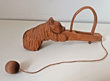 russisches Spielzeug Bär mit