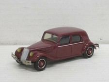 Citroen Traction 22 Limousine in weinrot, ohne OVP, Heco Modeles, 1:43