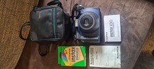 Fujifilm Instax 100 Sofortbildkamera mit Zubehör Sofortbildkamera