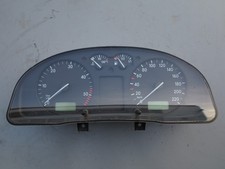 VW Passat 3B KOMBIINSTRUMENT TACHO COCKPIT TACHOMETER 09051969906 0905-194-0090