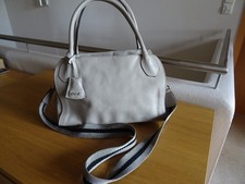 Abro Leder Handtasche, in Grau, wenig benutzt, guter Zustand.