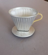 Gut erhaltener  Kaffeefilter 102 der Marke Melitta - Aluminium -
