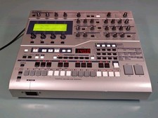YAMAHA RS7000 Sequencer + Sampler,  Rhythm Machine - Groovebox,  Vollausbau