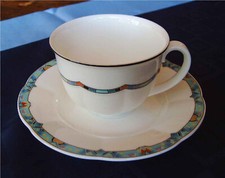 V&B IZMIR  Kaffeetasse mit Untertasse    sehr gut    VILLEROY&BOCH mehr