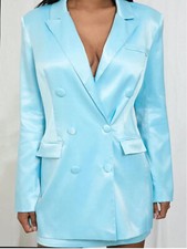 Eleganter zweireihiger Satin