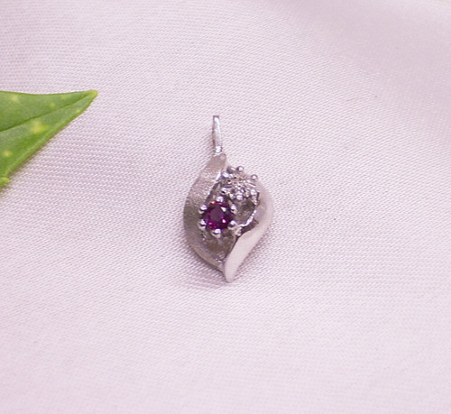 585 karat - 585,,