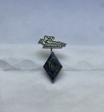 2x BSG Chemie Premnitz Fussball Anstecknadel Deutschland PIN DDR Sammlung