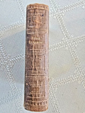 Alte antike Bibel, Heilige