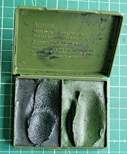 Fasching - Gesicht - Creme - Schminke  - Schminkwerkzeug zur BW-TARNUNG