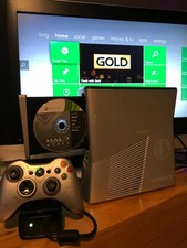 Fully Refurn'ed Microsoft Xbox 360 Halo Reach 250 Gb Limited Edition Bundle
