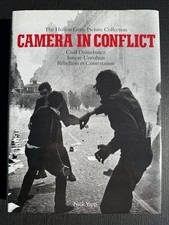 Camera In Conflict, Bildband