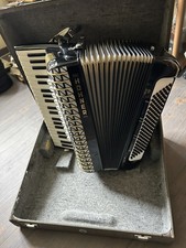 Hohner Akkordeon Atlantic IV N de Luxe 120 Bässe generalüberholt neue Gurte