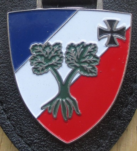 Brustanhänger