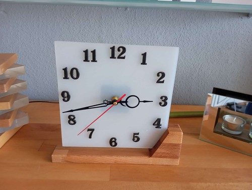 Design standuhr acryl buche - design,