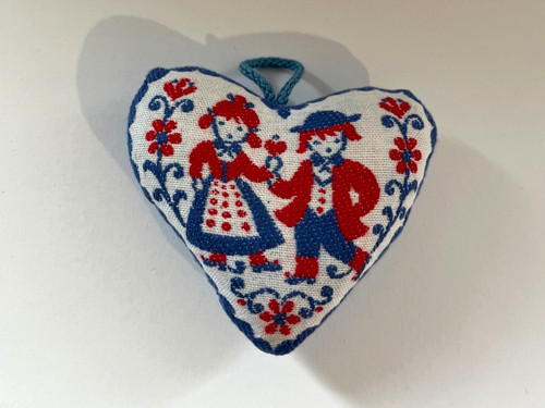 Nadelkissen herz trachten - nadelkissen,