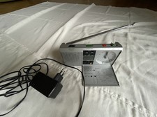Braun Radiowecker mit Funkuhr