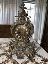 Große Kaminuhr URGOS mit