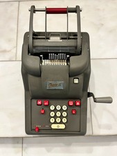 Addo X 42, antike Kurbel - Rechenmaschine, Gehäuse Alu-Guss, Grau