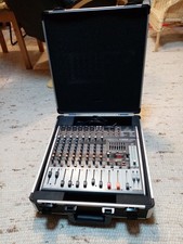 Behringer Xenyx X1222 USB  12-Kanal Mischpult mit Case