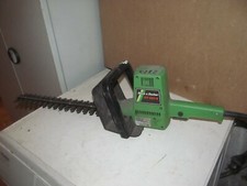 grüne Black & Decker HT 420 S Motorsäge Kettensäge einsatzbereite heckenschere