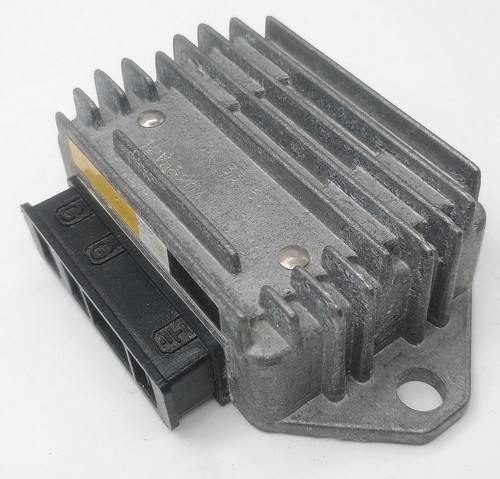 Ducati spannungsregler 33 - spannungsregler, 34