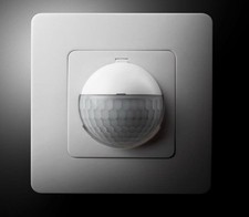 Esylux PD 180i/R Präsenzmelder (EM10410017) Mit Abdeckung Inklusive