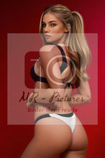 Nr. 19263 - Erotisches Pin Up Foto in Hochglanz Qualität - Größe 10x15 cm