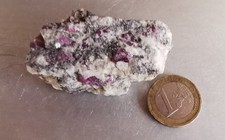 Rubine im Muttergestein