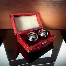 Kugeln  Qi Gong , silberfarben Klangkugeln silber Glanz Massage Meditation