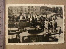 Deutsche Kampfpanzer/Marktplatzbesetzung/Ostfront/Foto/2.WK