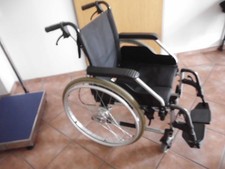 Gebrauchter Faltrollstuhl