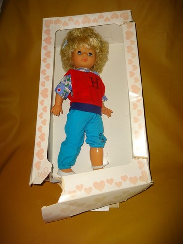 Ddr kult puppe ostalgie - ddr,