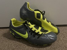 Nike total strike - strike, fg