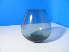 b) Schöne Vintage * WMF Vase * Wilhelm Wagenfeld * H= 12cm *