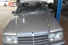 Motorhaube Mercedes-benz 300 D 124 Farbe Anthrazitgrau-met 172 Limousine