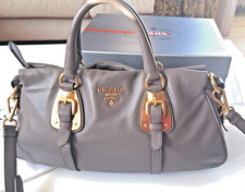 Zeitlose PRADA Tasche Leder BN 1903  bauletto soft calf  Kalbsleder grau