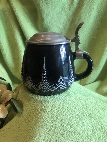 Bierkrug mit zinndeckel - mit,