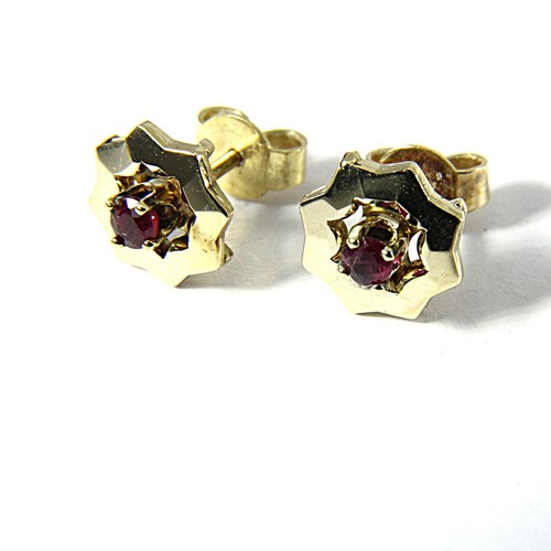 585 gold ohrstecker rubin - 585,