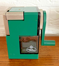 Vintage - Faber Castell Tischanspitzer, Kurbelanspitzer, grün