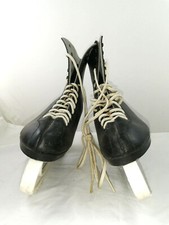 Ältere LICO Schlittschuhe