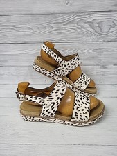 Oliver Bonas Sandalen Ponyfell