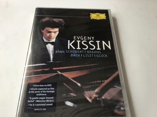 Evgeny kissin plays - kissin,
