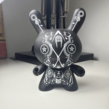 3" Dunny Kidrobot schwarz mit weißem Muster 